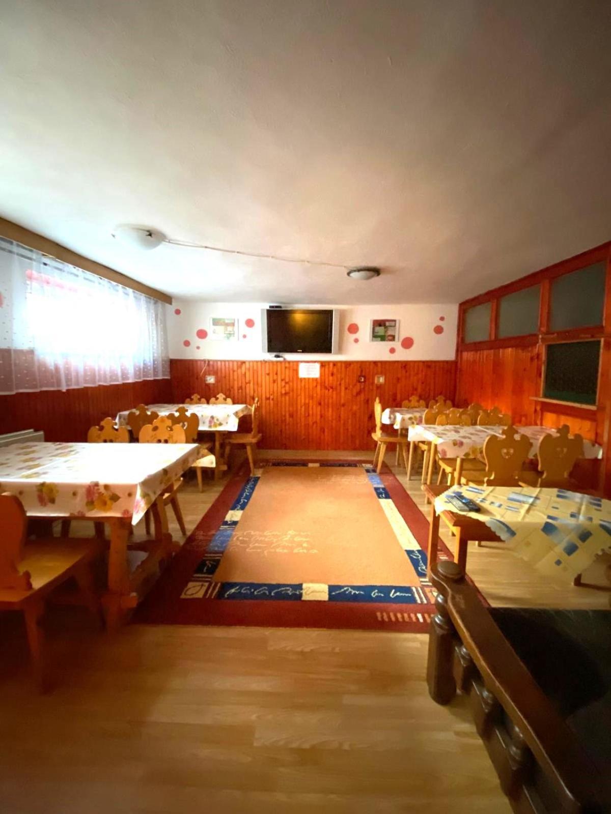 Penzión Skitour Stará Lesná Zewnętrze zdjęcie